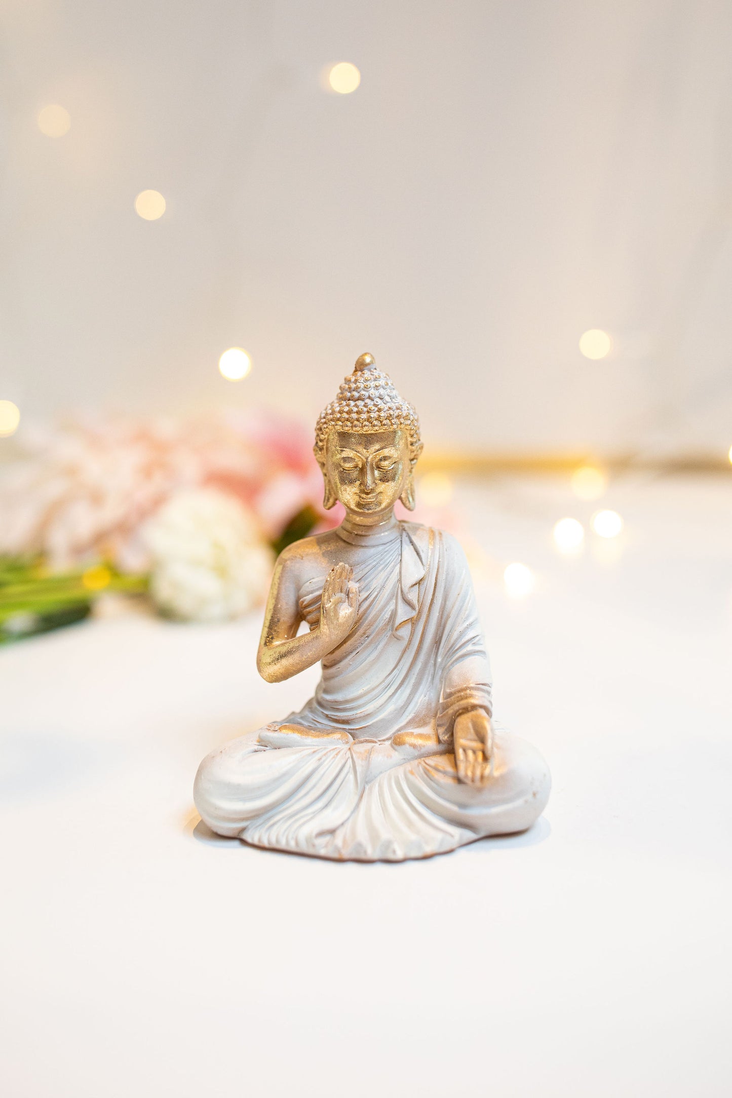 Buddha - white/gold - Protection Buddha